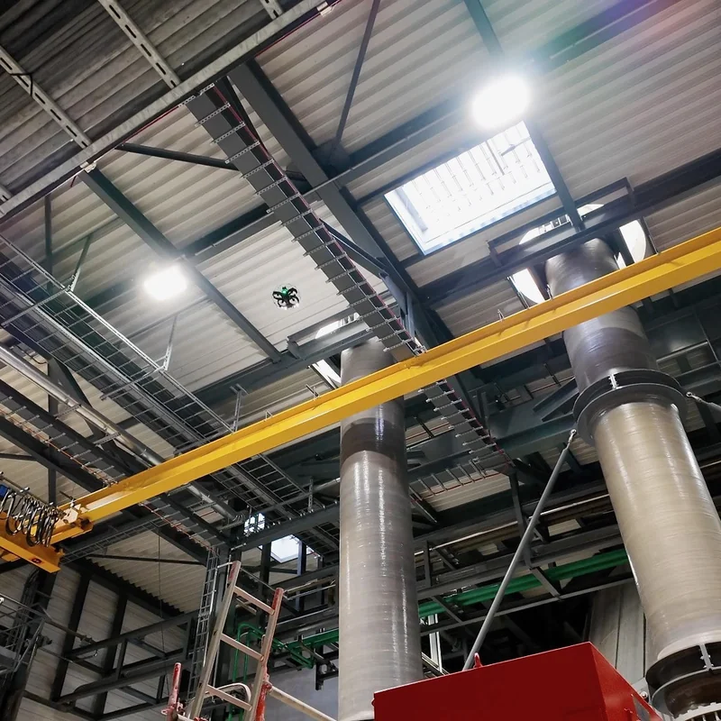 Flyability ELIOS 3 unter der decke Kraftwerk statt geruest